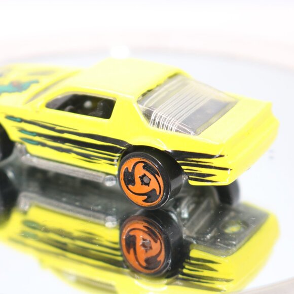 Hot Wheels 1983 Camaro diecast great condition - Picture 4 of 5